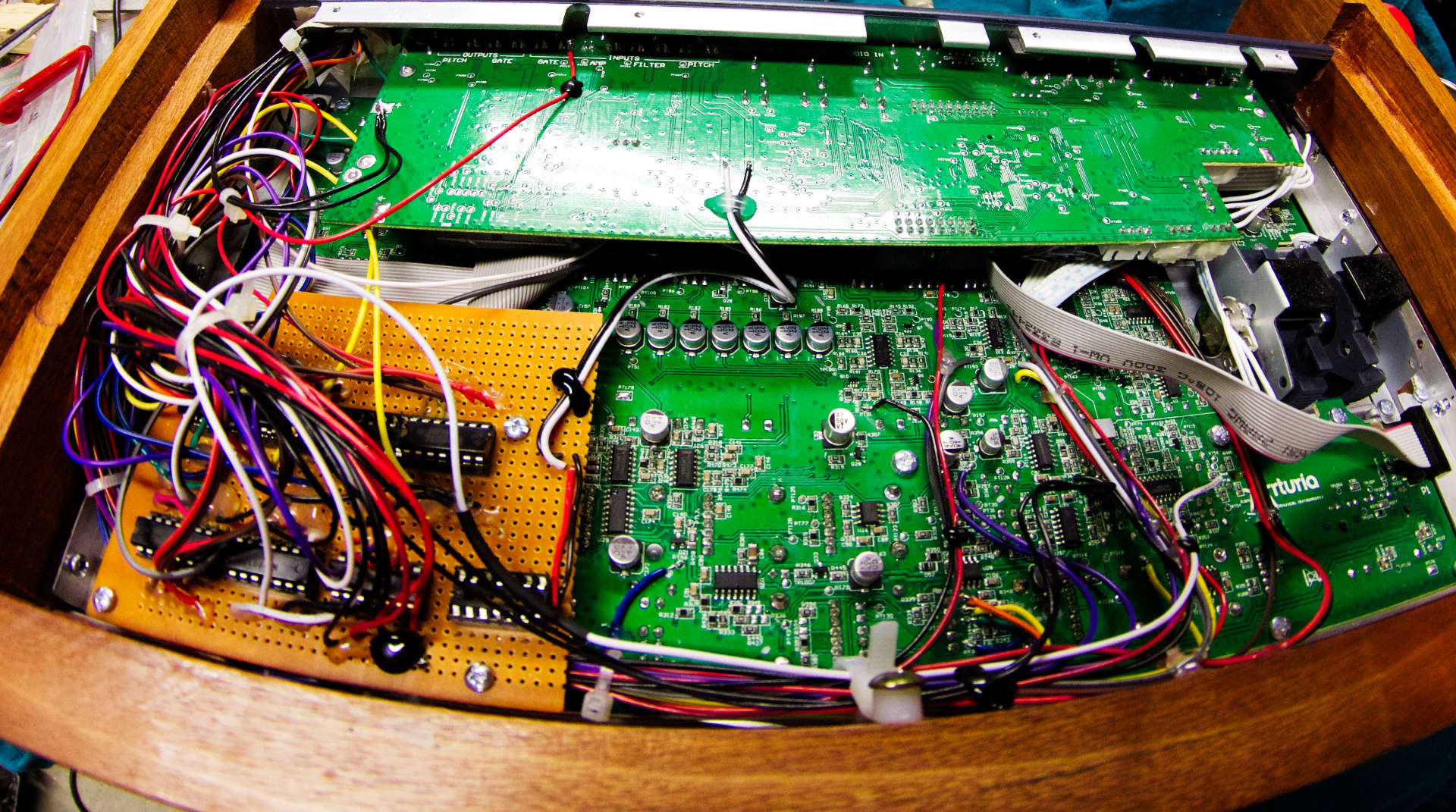 Mega MiniBrute buffer op amp circut board hand wired